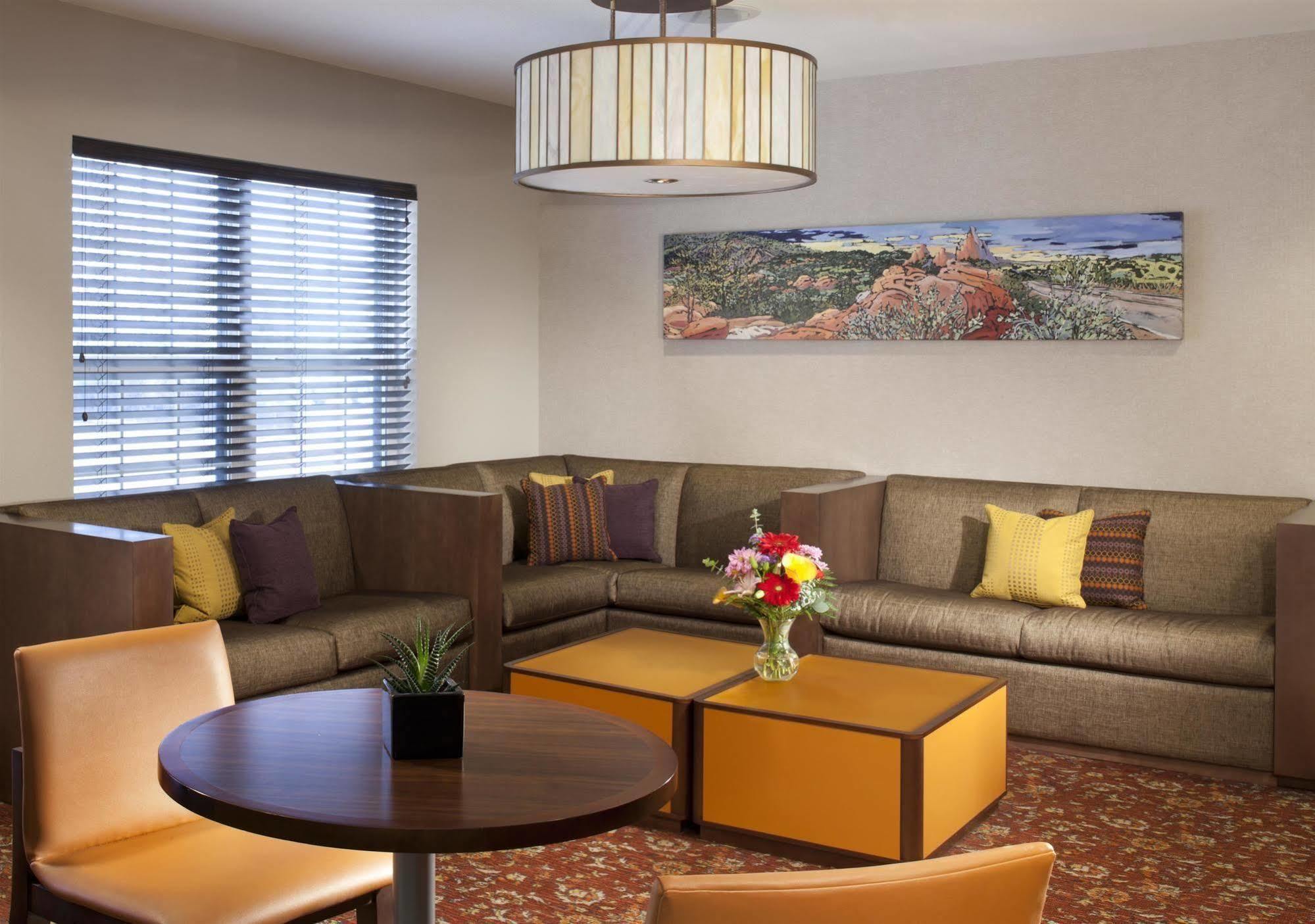 Hyatt House - University Village Колорадо-Спрингс Экстерьер фото